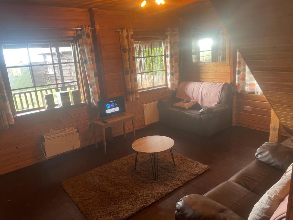 Luxury Glamping At The Riverside 호텔 스케그니스 외부 사진
