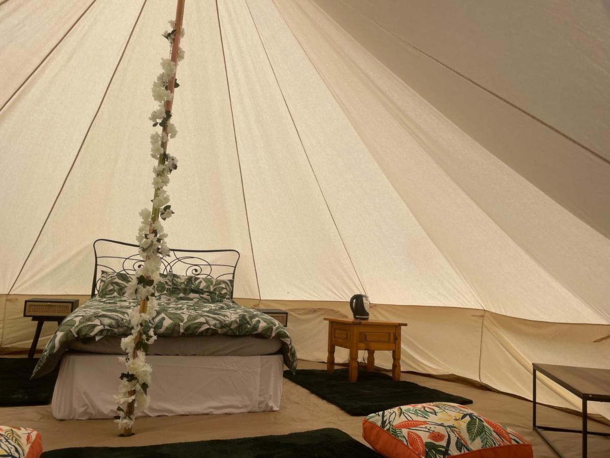 Luxury Glamping At The Riverside 호텔 스케그니스 외부 사진